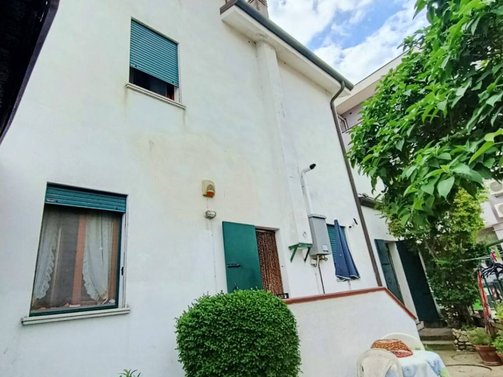 Villa a Adria in Via Alberto Mario, 45 - Foto 5