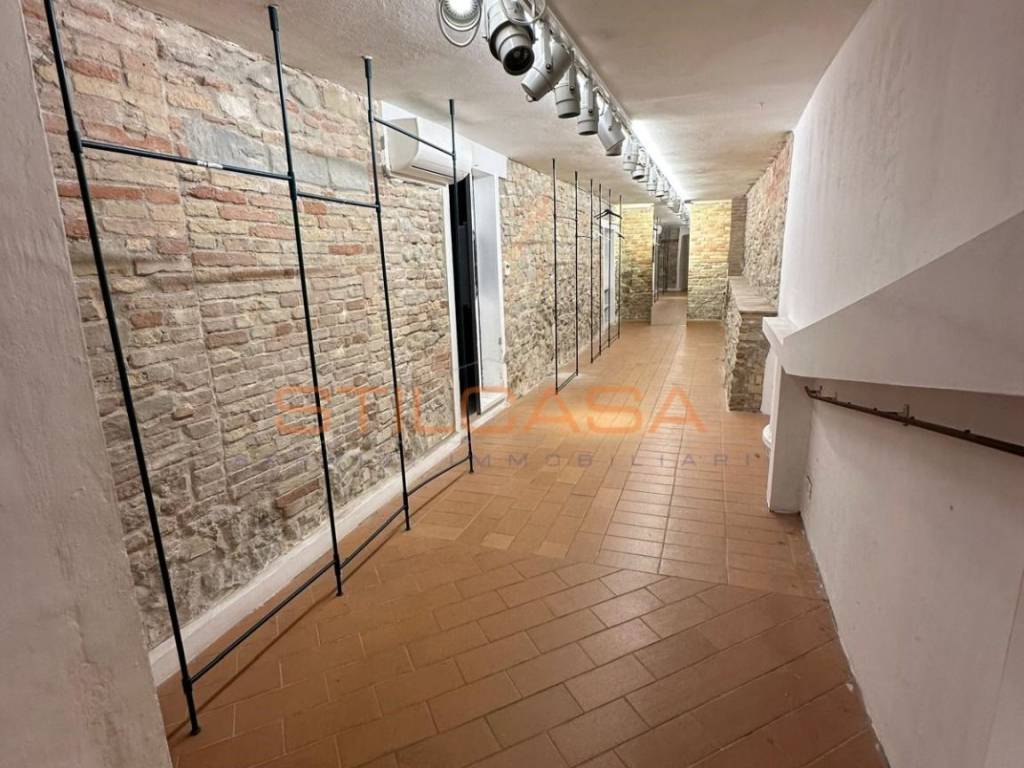 Immobile a Pesaro in Piazza del Popolo, 36 - Foto 2