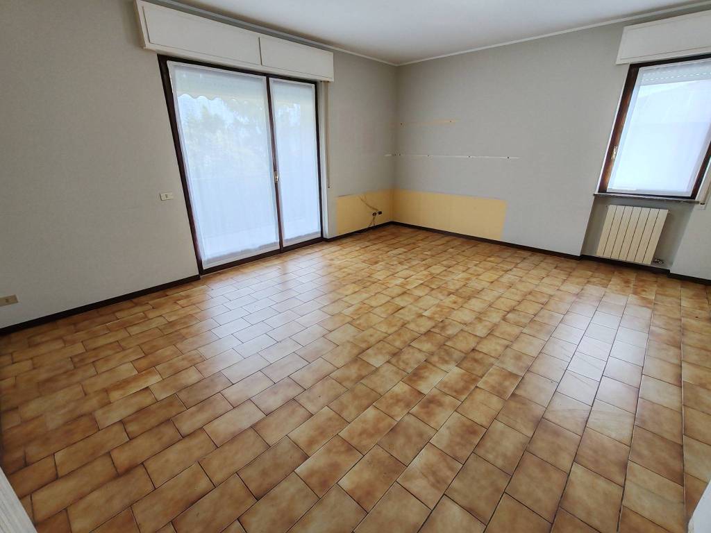 Appartamento a Baveno in Via 17 Martiri, 31 - Foto 4