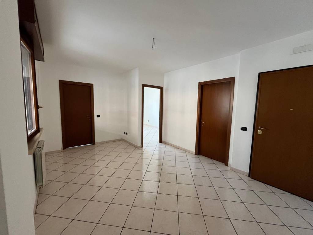 Appartamento a Latina in Via San Carlo da Sezze - Foto 4