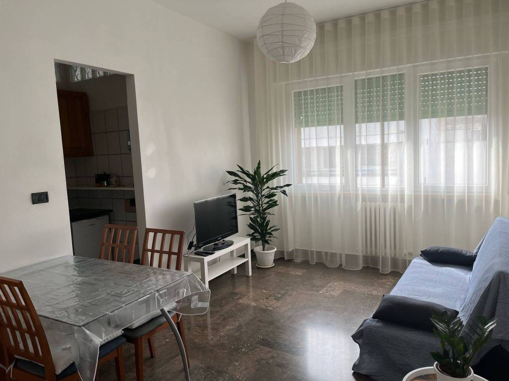 Appartamento a Brindisi in Via Umberto Maddalena - Foto 2