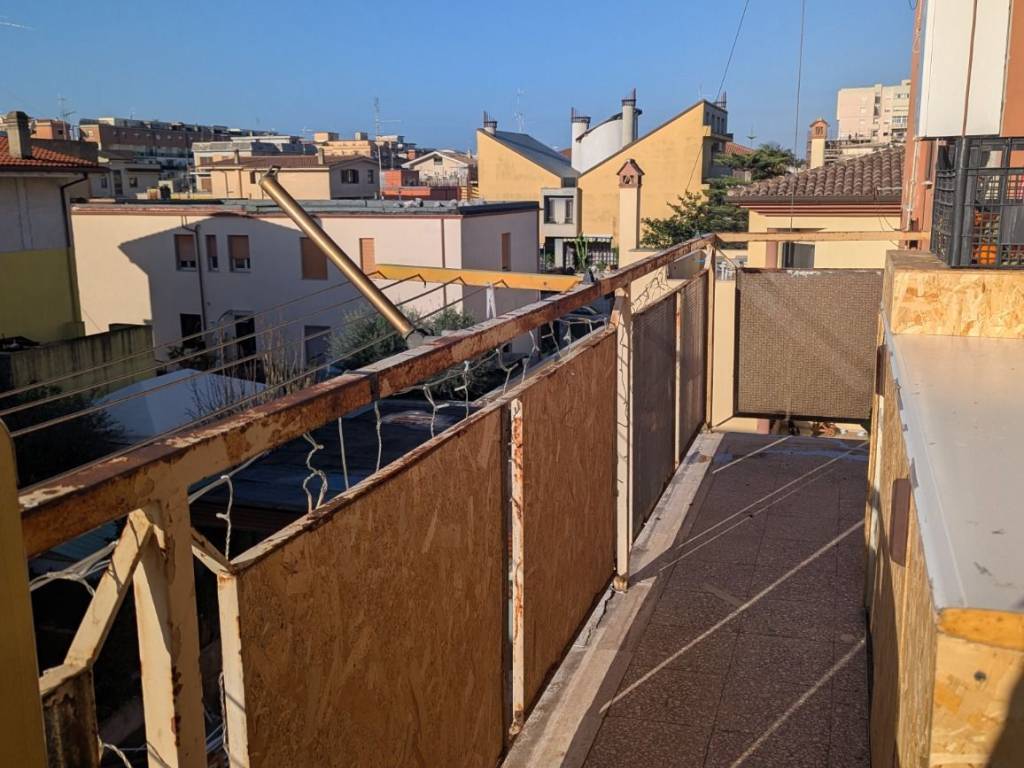 Appartamento a Aprilia in Via Costantino - Foto 2