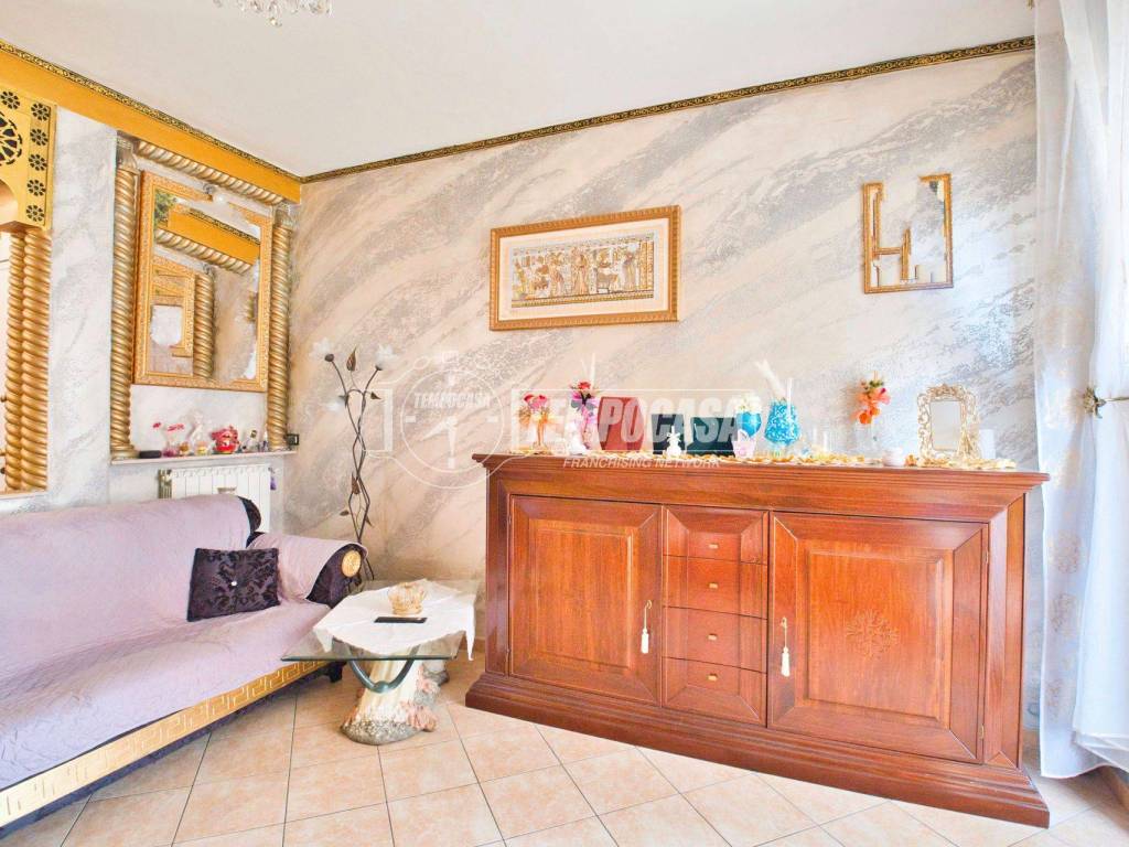 Appartamento a Novara in Via Cristoforo Colombo - Foto 4