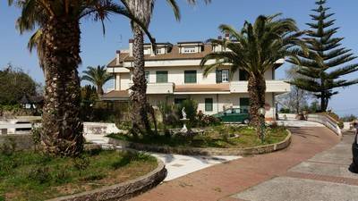 Villa a Vibo valentia in Contrada Cocari, 19 - Foto 2