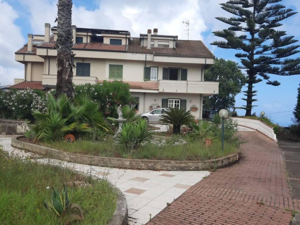 Villa a Vibo valentia in Contrada Cocari, 19 - Foto 4