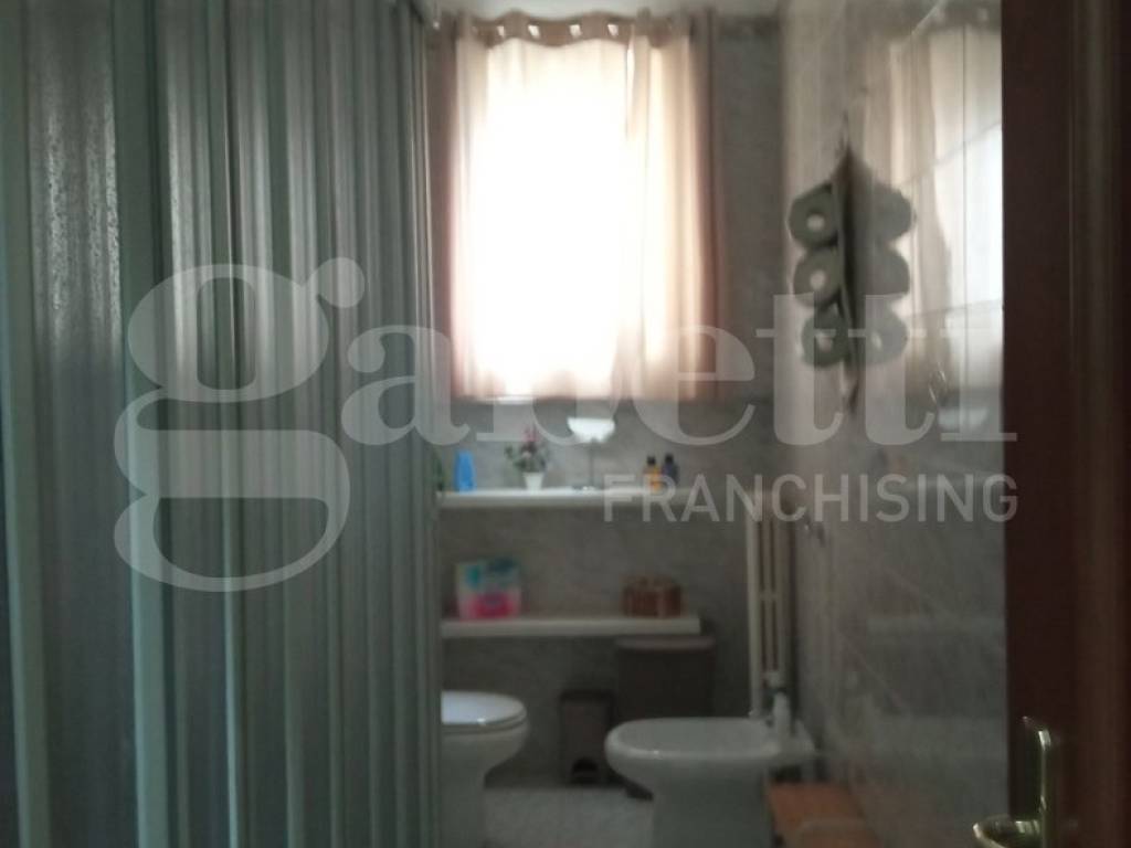Appartamento a Benevento in Via Luigi Settembrini, 17 - Foto 5