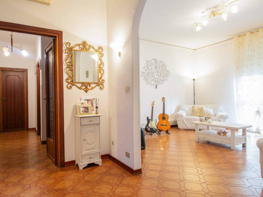 Appartamento a Montemurlo in Via Barzano - Foto 2