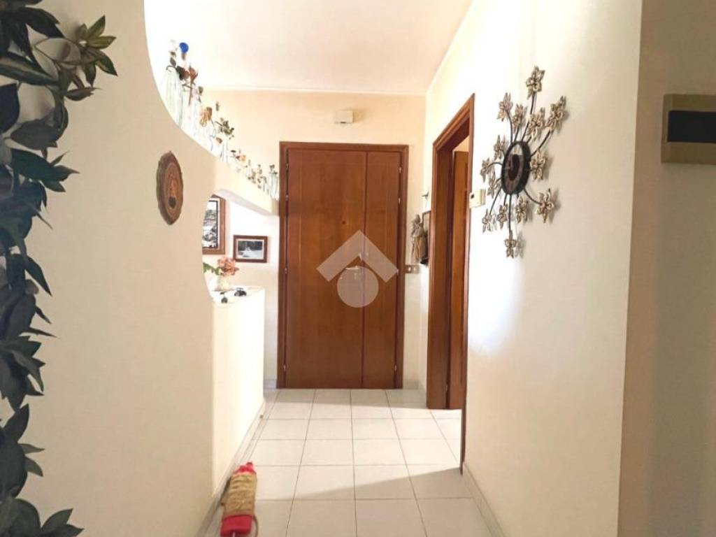 Appartamento a Canosa di puglia in Via Paolo Borsellino, 49 - Foto 3