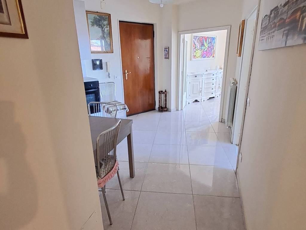Appartamento a Catanzaro in Via Edmondo Buccarelli - Foto 5