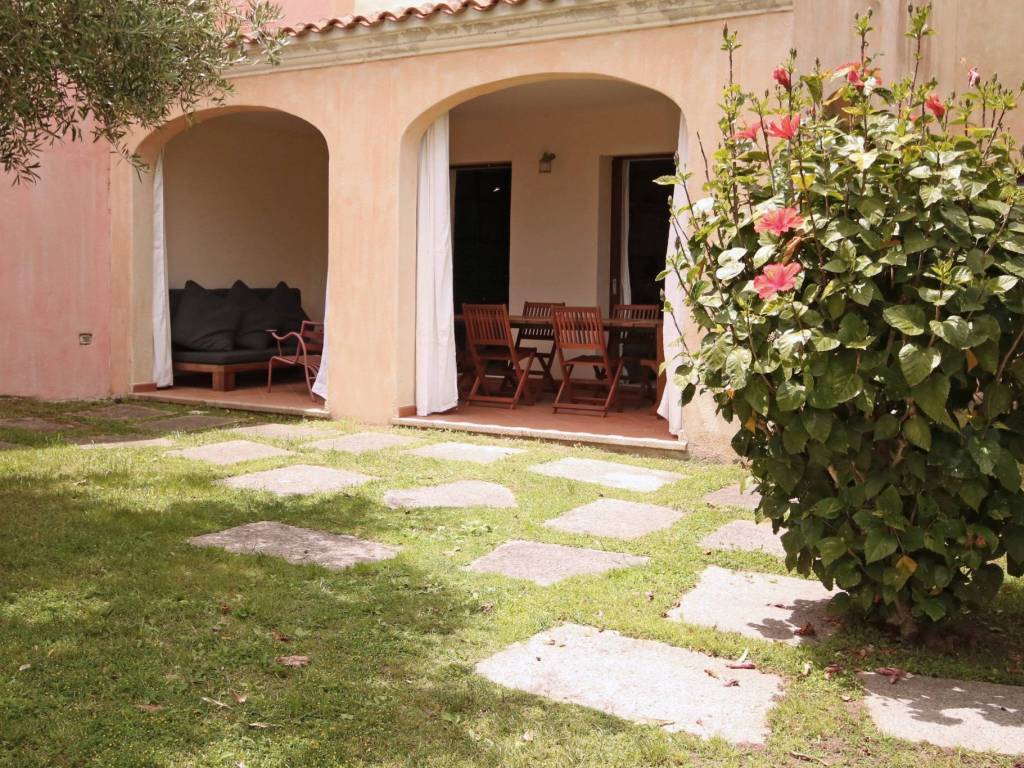 Appartamento a Loiri porto san paolo in Via Giovan Battista Decandia - Foto 3