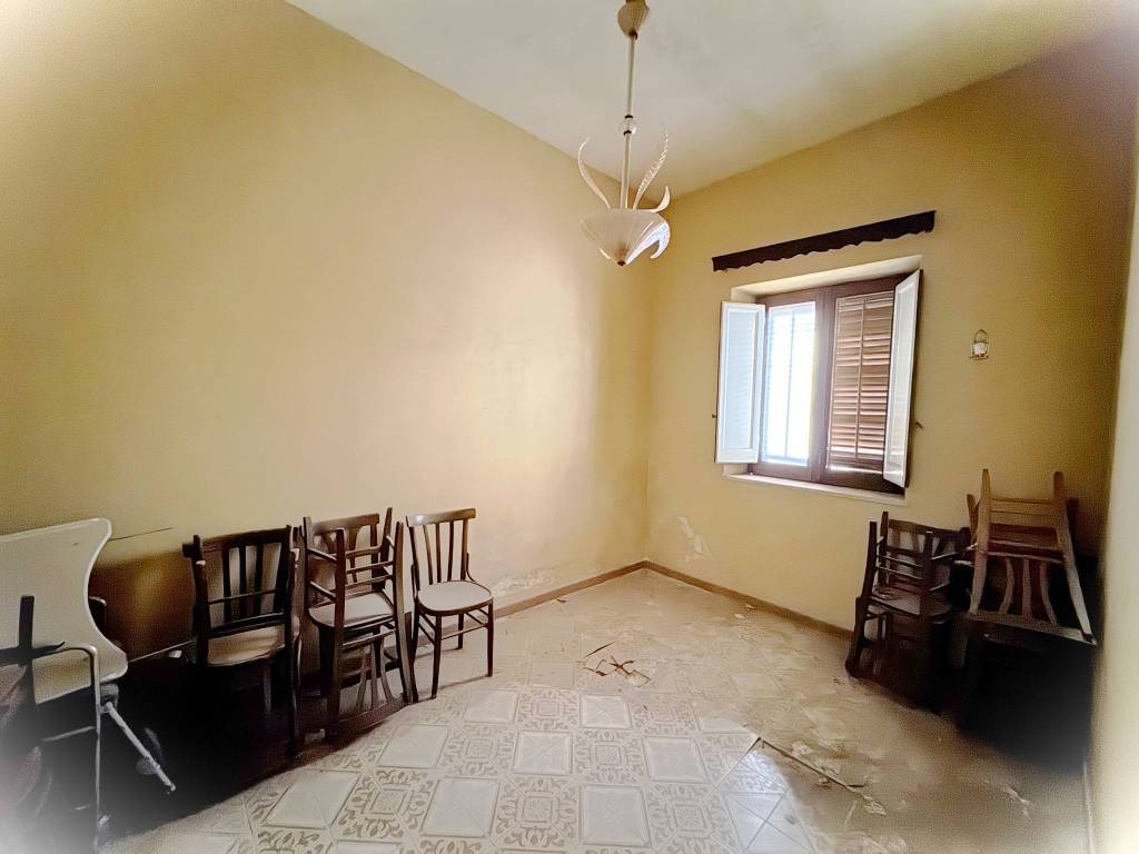 Casa indipendente a Cinisi in Via Generale Vito Artale - Foto 5