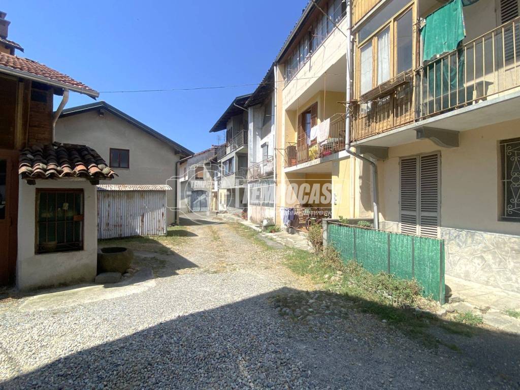 Casa indipendente a Occhieppo inferiore in Via Astronomo Schiaparelli - Foto 2
