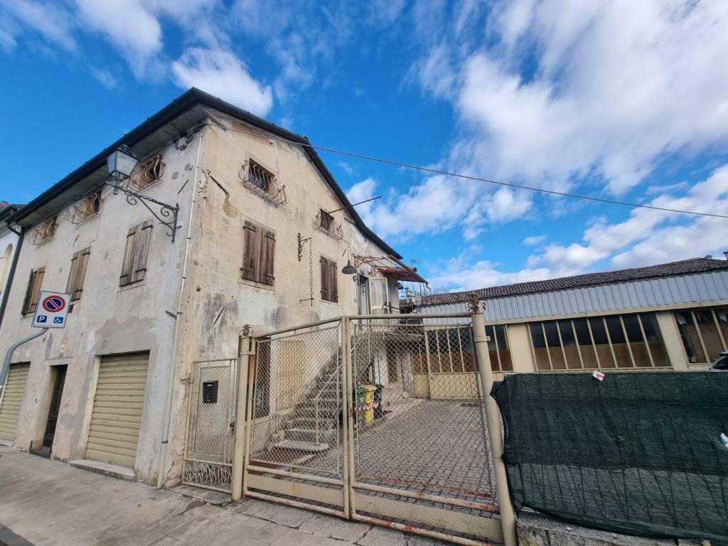 Villa a Follina in Via Gaspare Paoletti, 19 - Foto 3