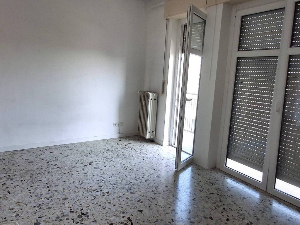 Appartamento a Novara in Via Andrea Costa - Foto 3