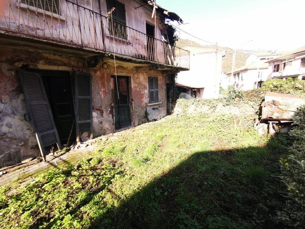 Casa indipendente a Omegna in Via Ernesto De Angeli - Foto 4