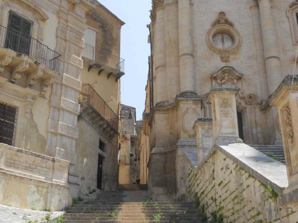 Casa indipendente a Modica in Via Polara, 21 - Foto 2