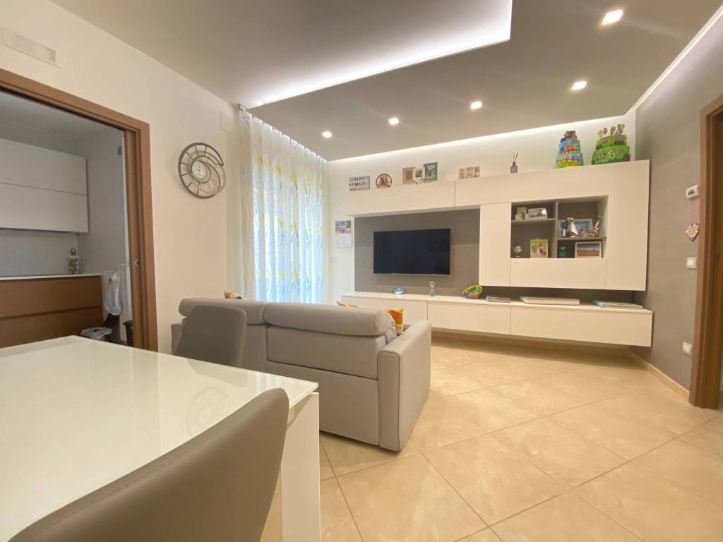 Appartamento a Bisceglie in Via Cesare Fracanzano - Foto 5