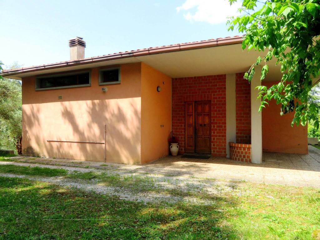 Villa a San severino marche in Via Corta di Serripola, 10 - Foto 3