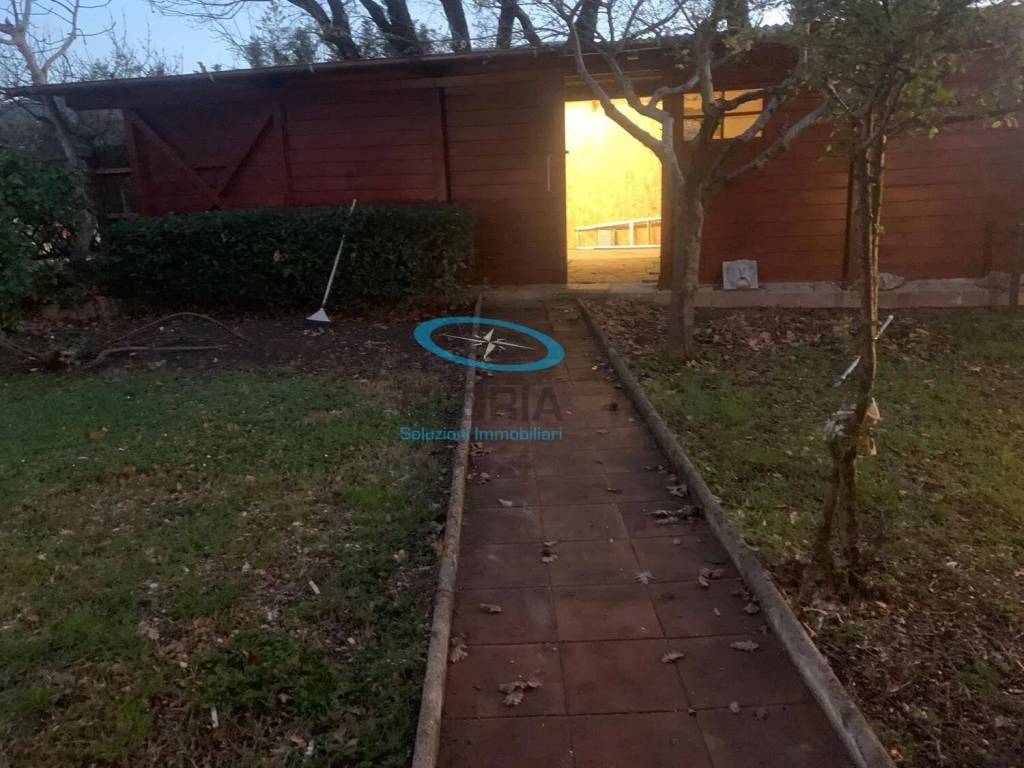 Rustico / casale a Fabriano in Frazione Marischio - Foto 2