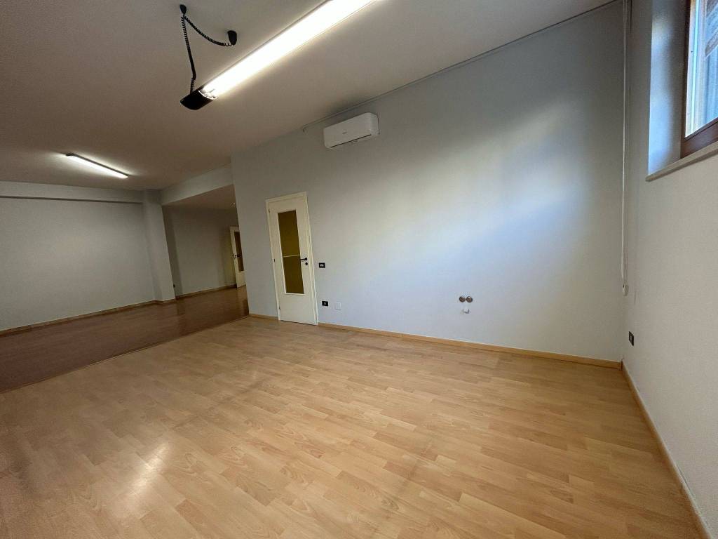 Immobile a San giorgio del sannio in Piazza Alessandro Scarlatti - Foto 3