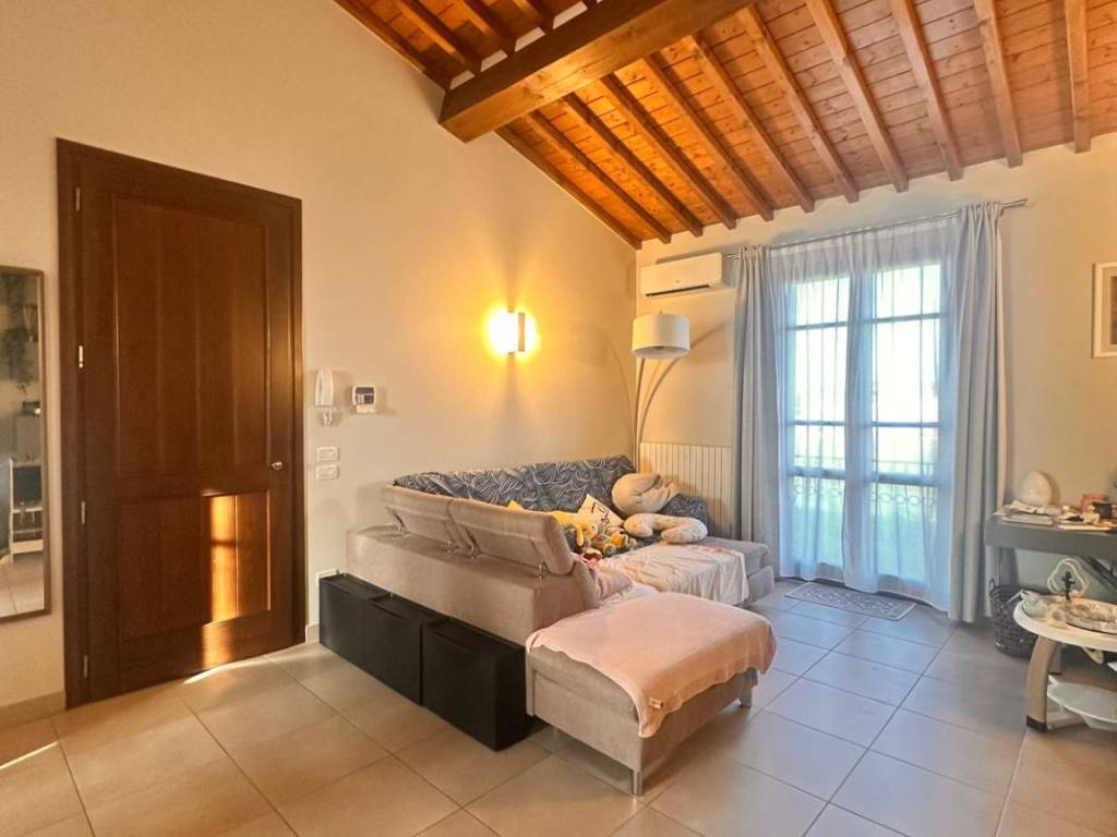 Appartamento a Pontedera in Via Luigi Pirandello - Foto 2