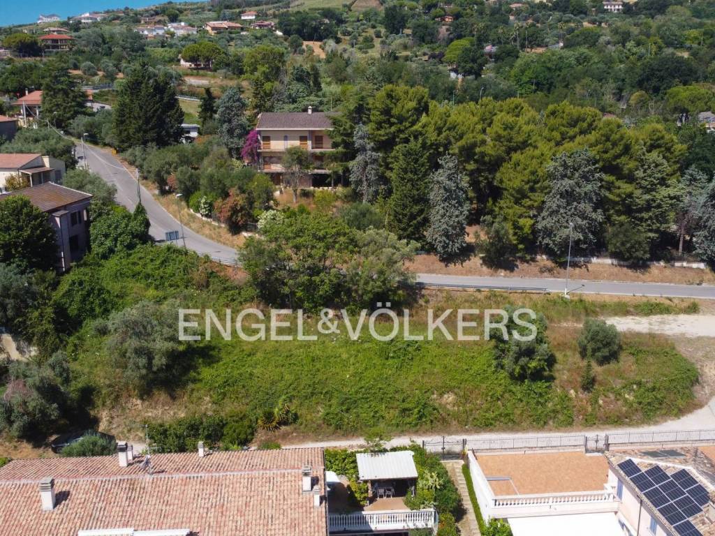 Terreno a Tortoreto in Strada Provinciale, Zona Muracche - Foto 4