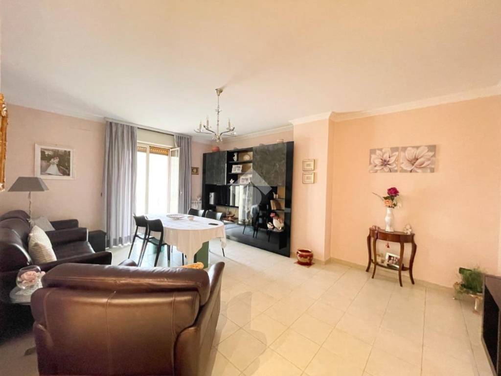 Appartamento a Canosa di puglia in Via Grazia Deledda, 10 - Foto 3