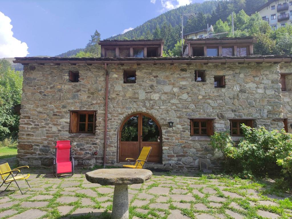 Villa a Ponte di legno in Via Villini - Foto 2