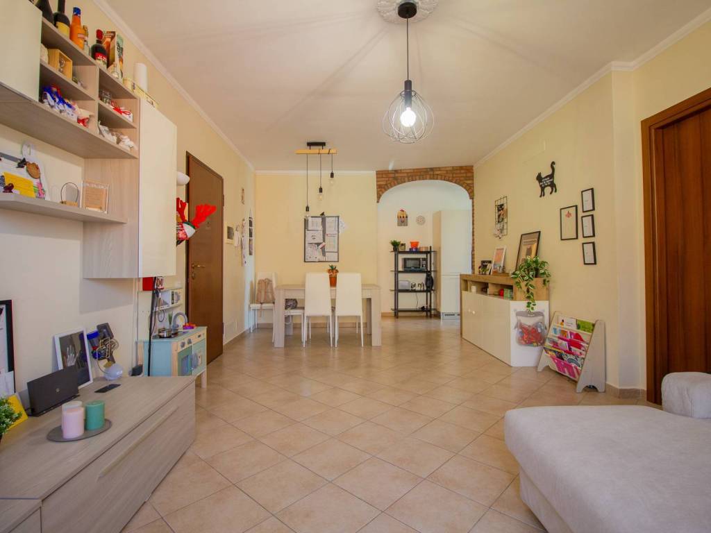 Appartamento a Cascina - Foto 5