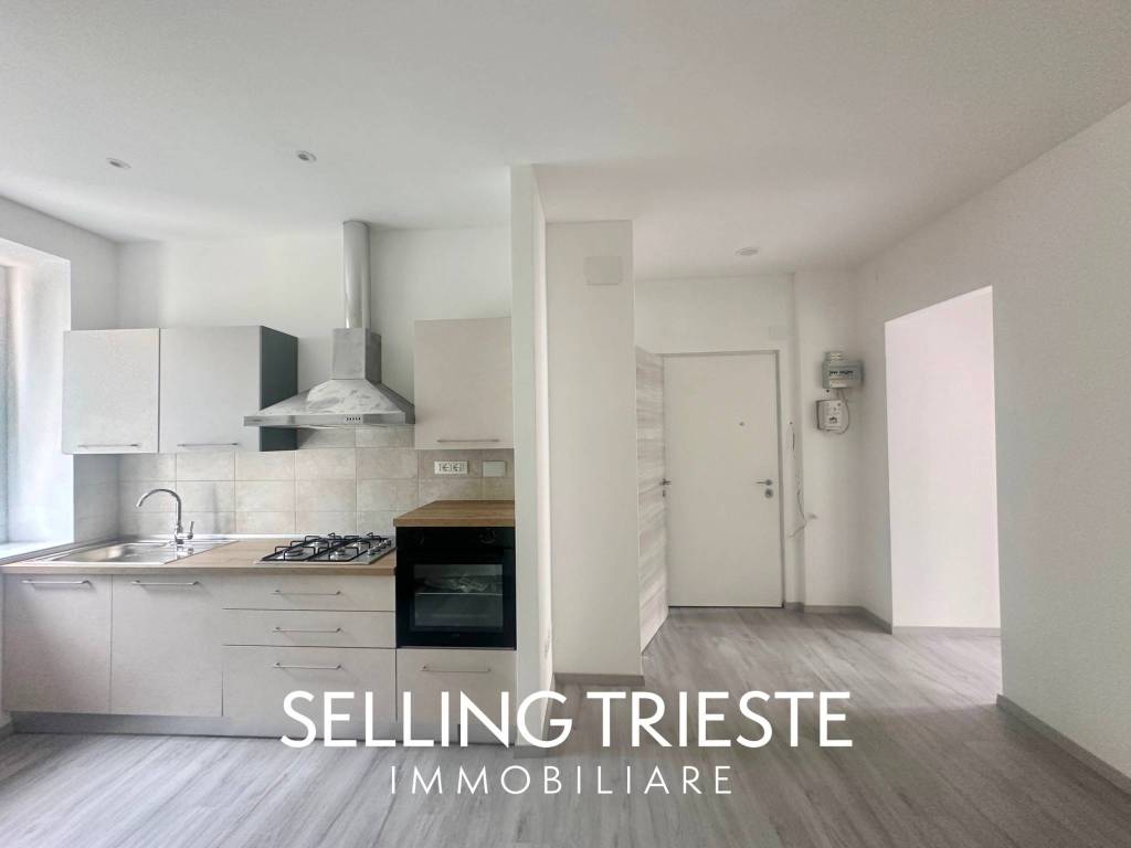 Appartamento a Trieste in Via degli Apiari - Foto 2