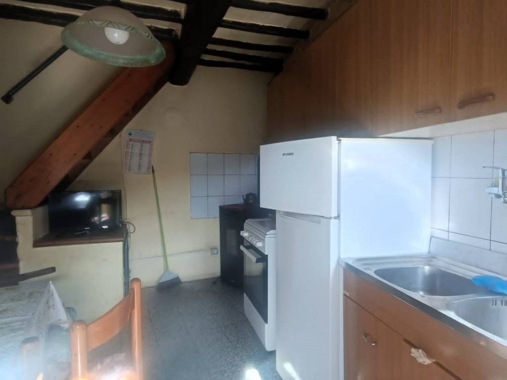 Casa indipendente a Bucine in Strada Comunale di San Leonino - Foto 2