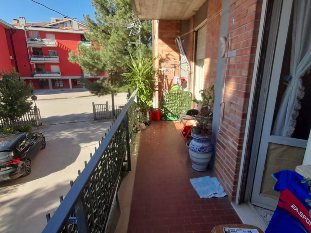 Appartamento a Deruta in Via Alcide De Gasperi - Foto 4