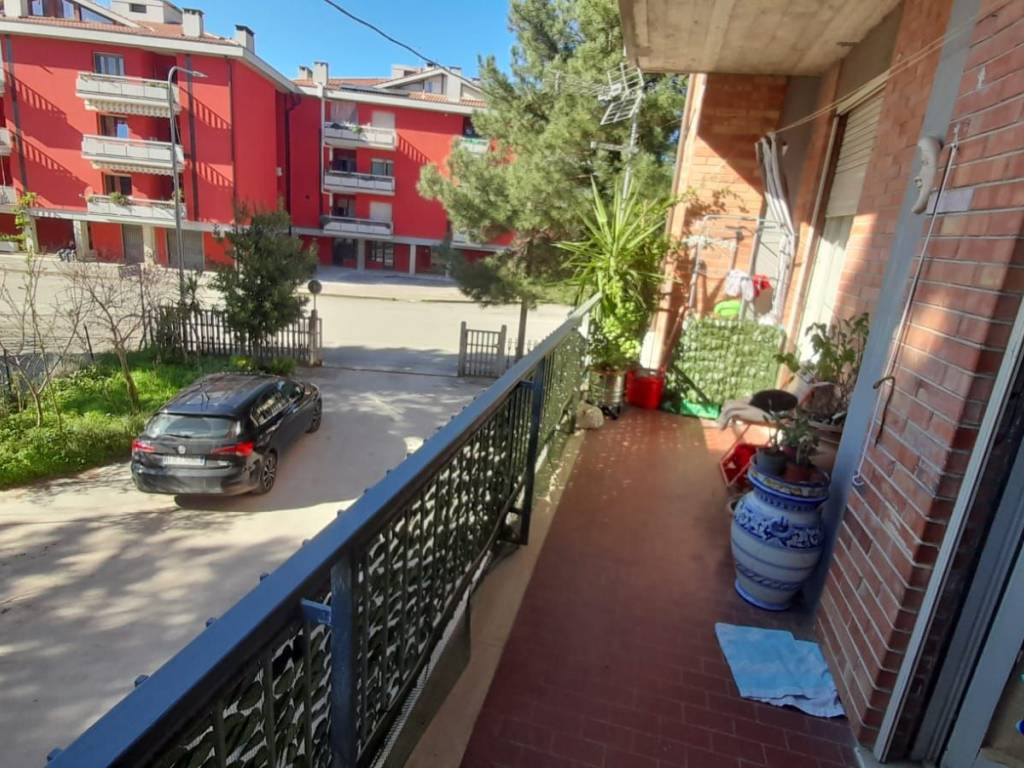 Appartamento a Deruta in Via Alcide De Gasperi - Foto 5