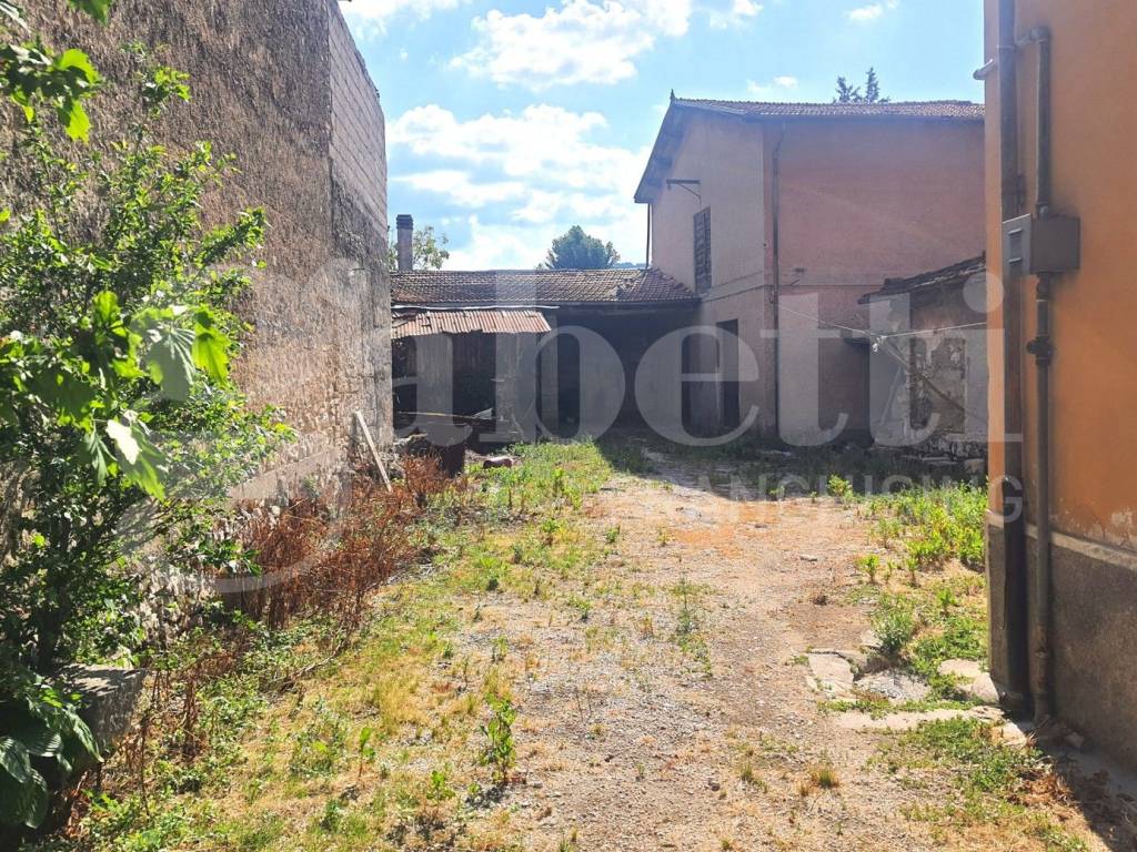 Casa indipendente a Avezzano in VIA PERTINI, 22 - Foto 4