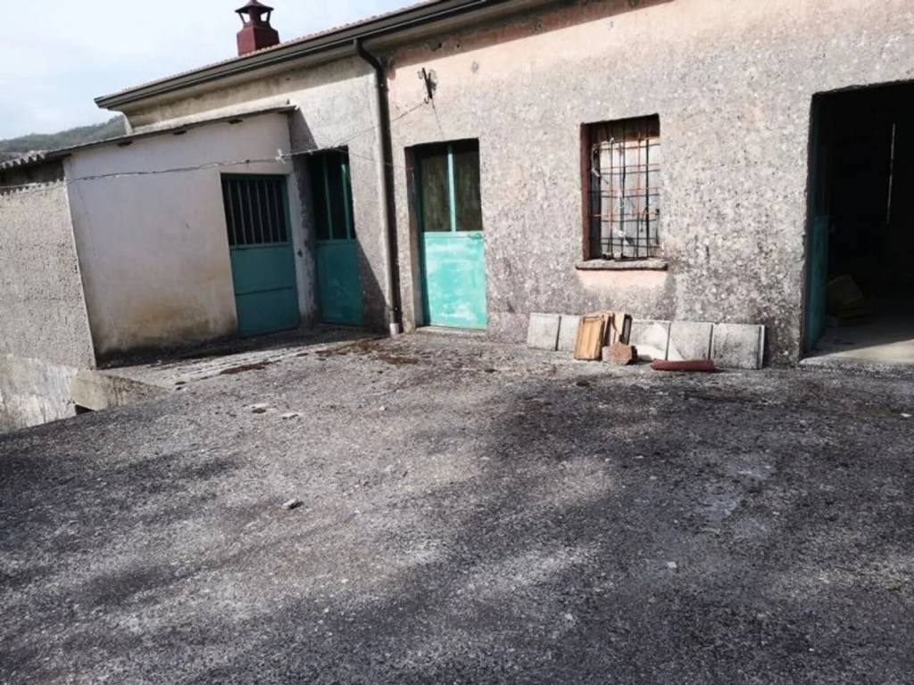 Rustico / casale a Isernia - Foto 4