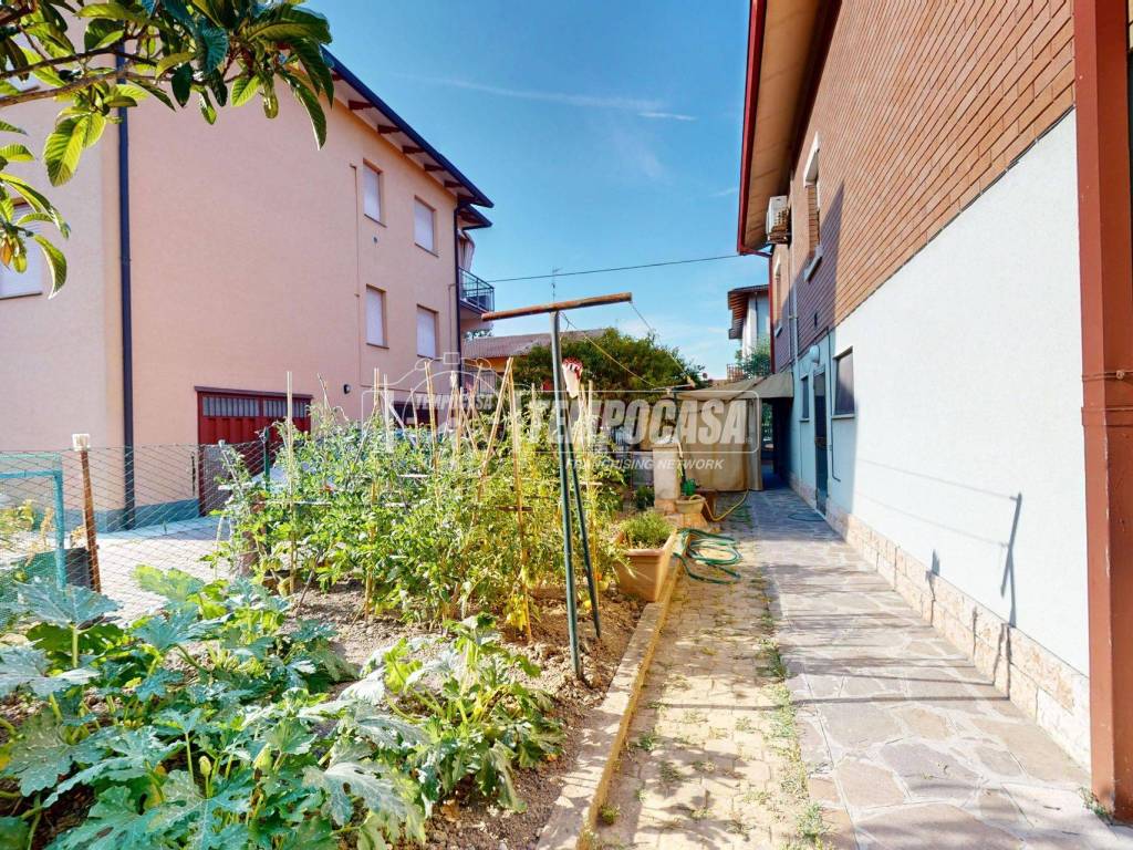 Casa indipendente a Carpi in Via Carlo Volpi - Foto 4