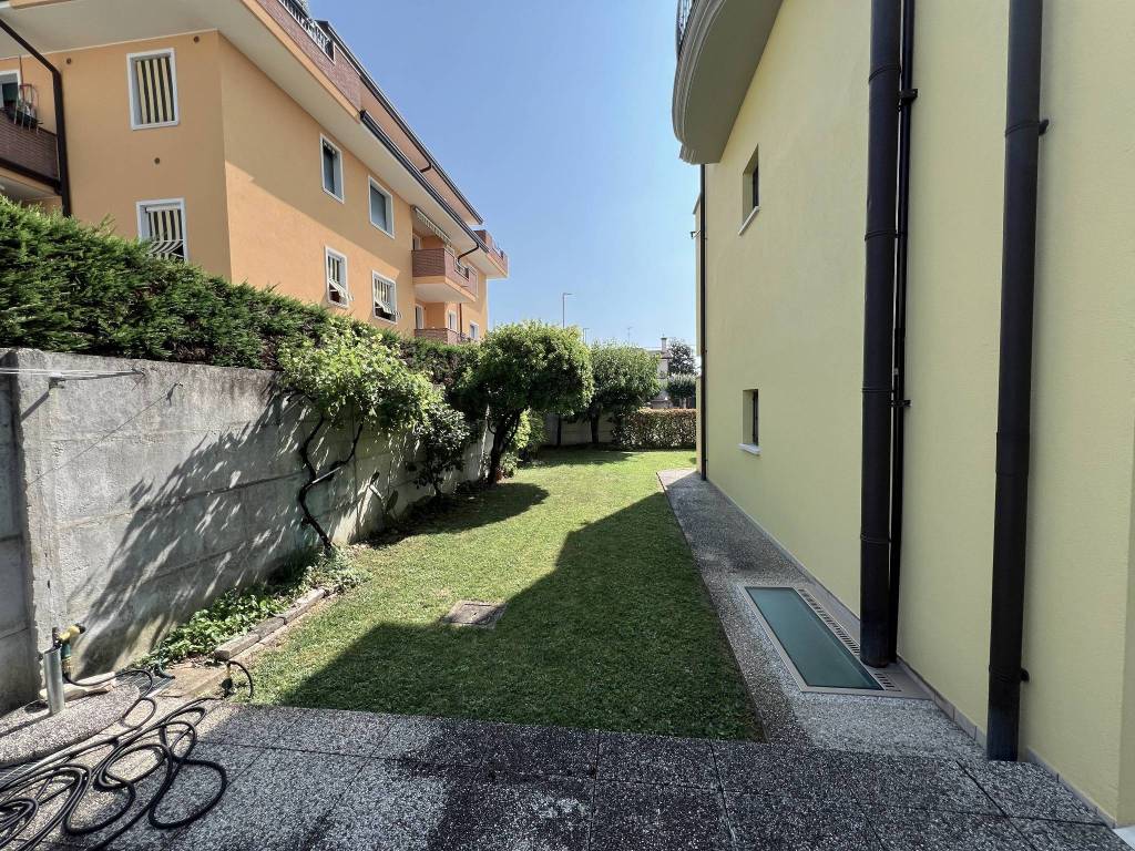 Villa a Selvazzano dentro in Via Redipuglia - Foto 4