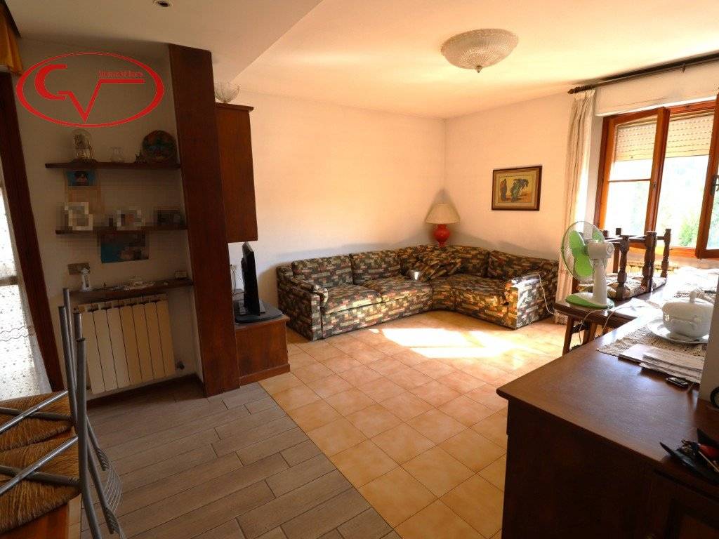 Appartamento a Montevarchi in Viale Armando Diaz - Foto 3