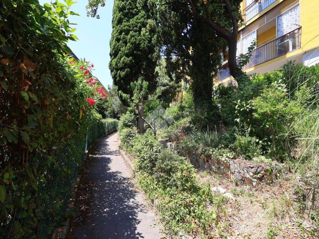 Appartamento a Trieste in Via Armando Crisciani, 8 - Foto 2