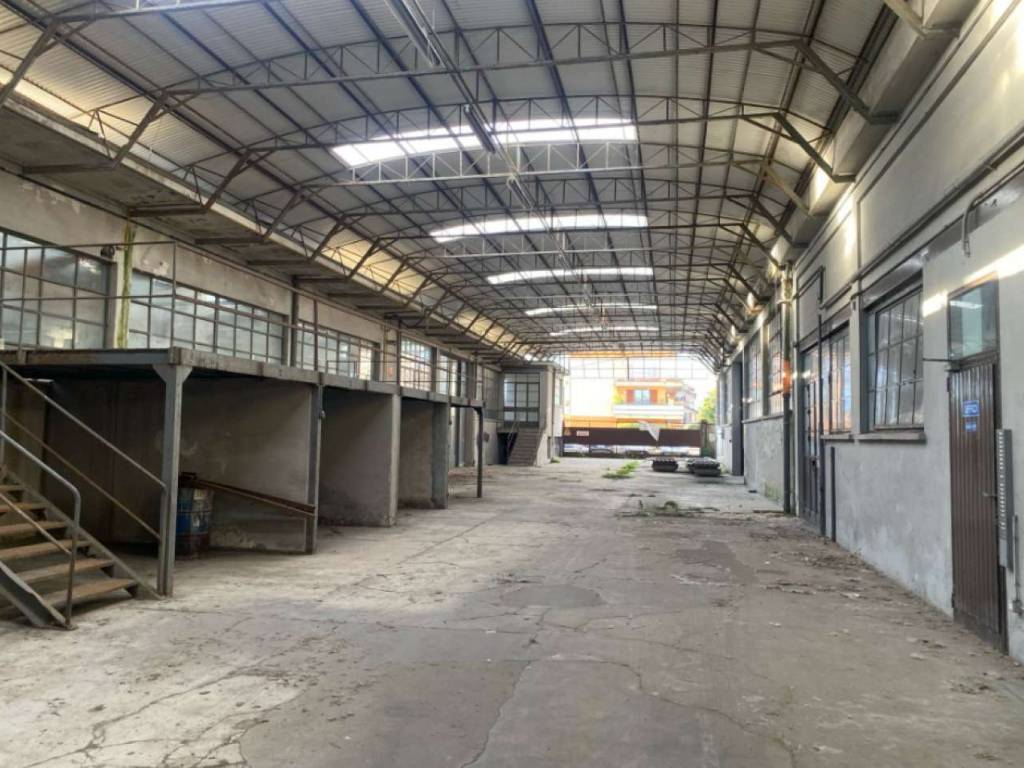 Immobile a Tradate in via PASUBIO 3 - Foto 4