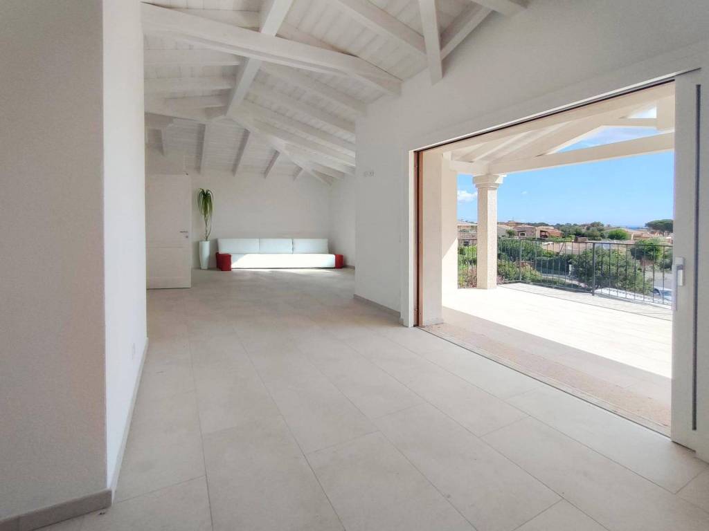 Villa a Loiri porto san paolo in Via Tiziano - Foto 4