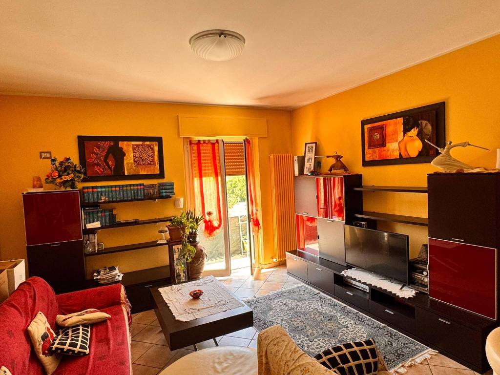 Appartamento a San severino marche in Via Virgilio da San Severino, 98 - Foto 2