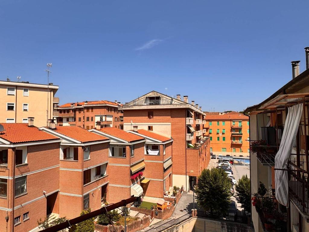 Appartamento a San severino marche in Via Virgilio da San Severino, 98 - Foto 3