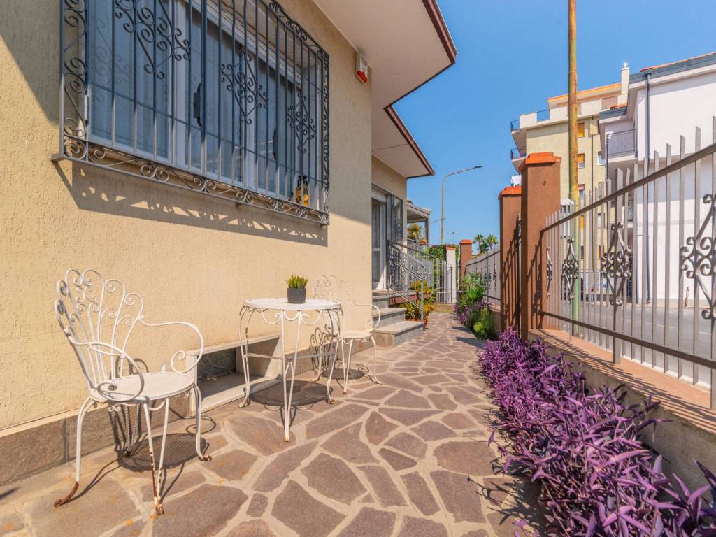 Villa a Borghetto santo spirito in Via Parioli - Foto 4
