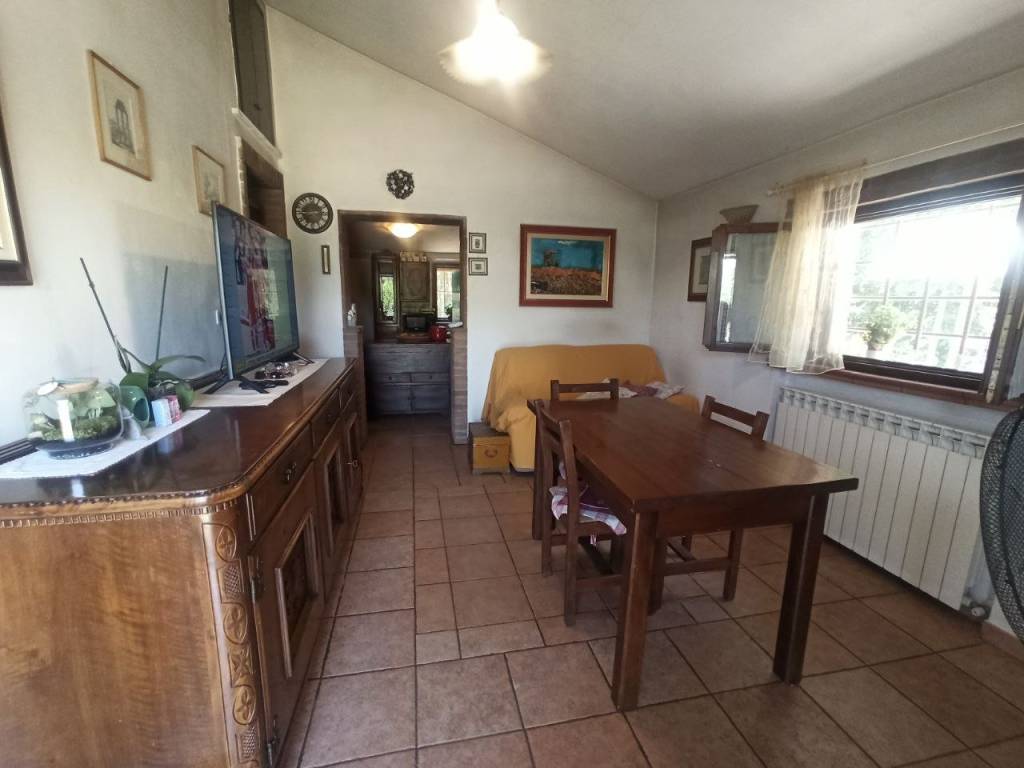 Casa indipendente a Castiglione del lago in Via Soccorso - Foto 5