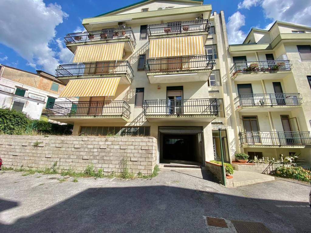 Appartamento a Cava de' tirreni in Largo Monsignor Filippo Genovesi - Foto 4