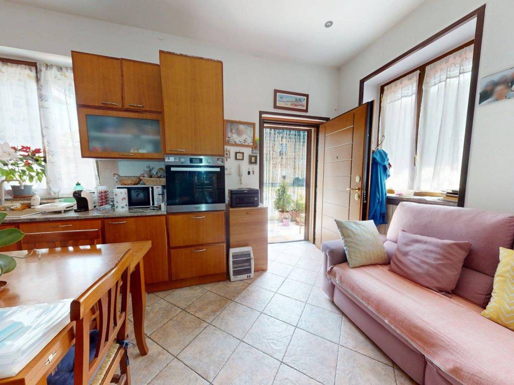 Casa indipendente a Tradate in Via Dante Alighieri, 28 - Foto 3