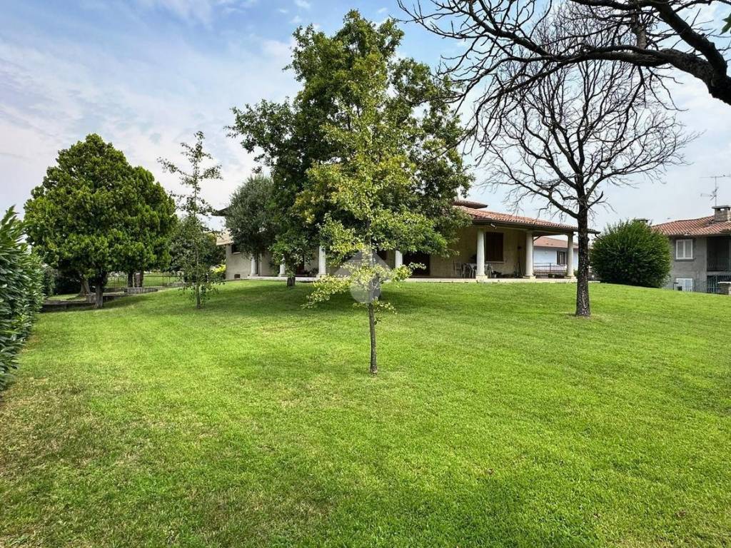 Villa a Leno in via leopardi, 12 - Foto 2