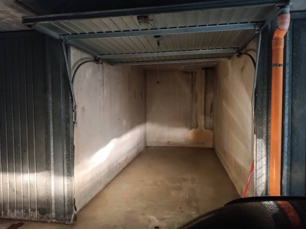 Box / garage a Biella in VIA DONATO - Foto 2