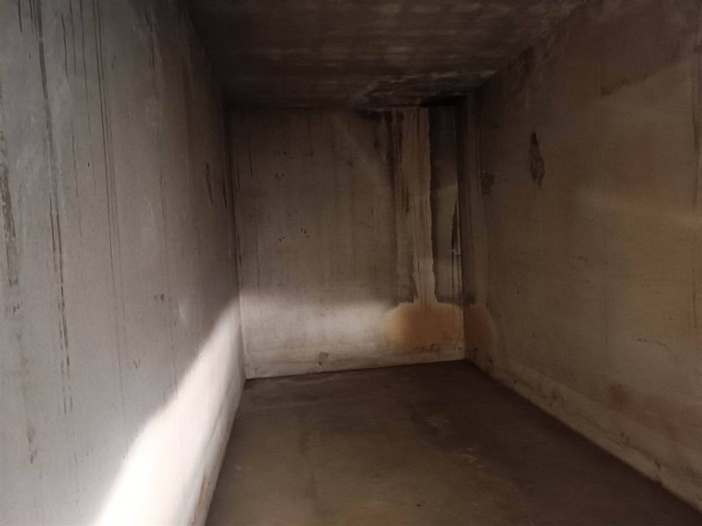 Box / garage a Biella in VIA DONATO - Foto 3